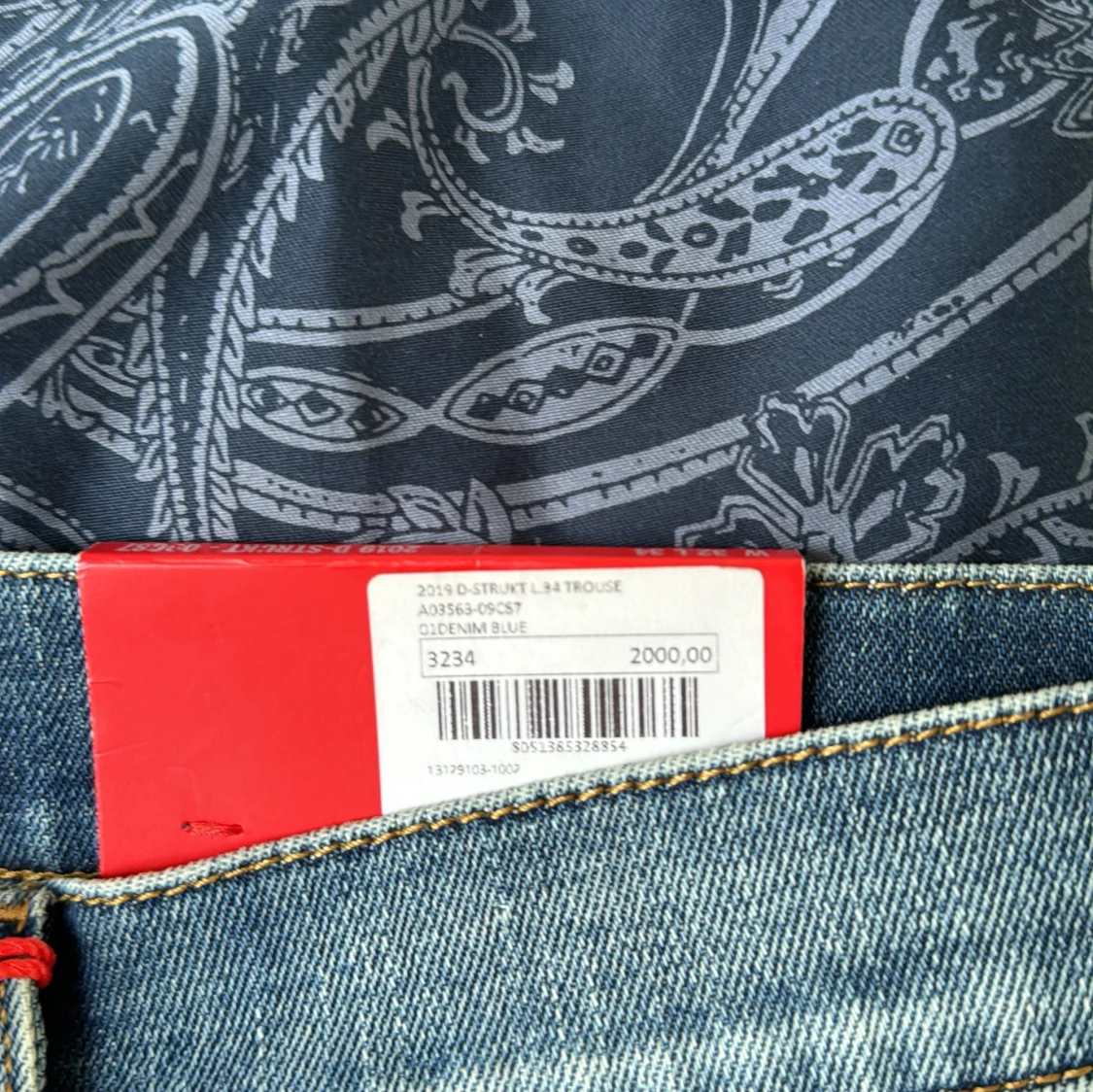 Helt nya Disel Jeans - 93