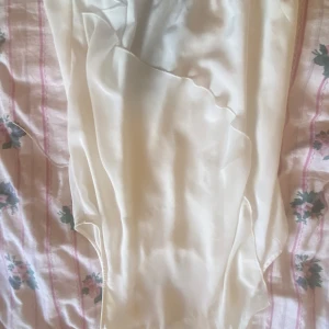 Vit blus - Vit blus slk 40