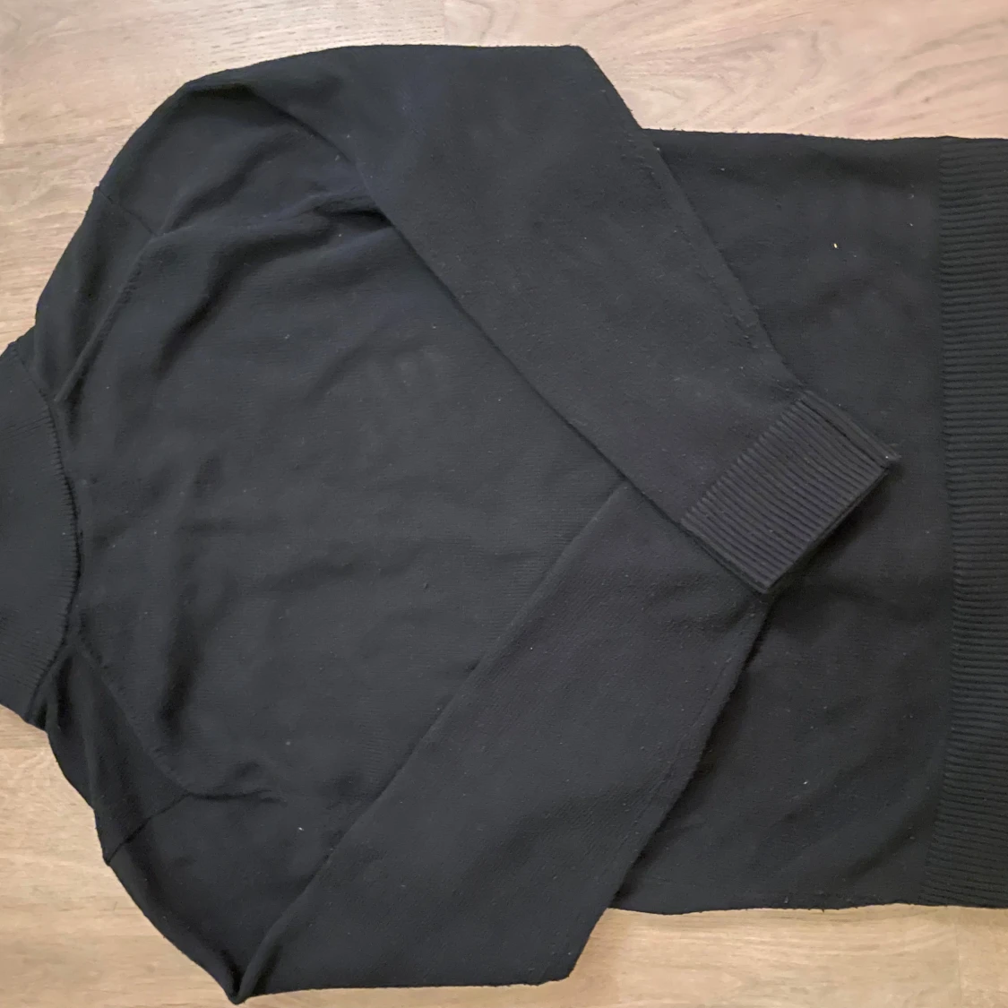 Svart tröja från Abercrombie & Fitch - 91