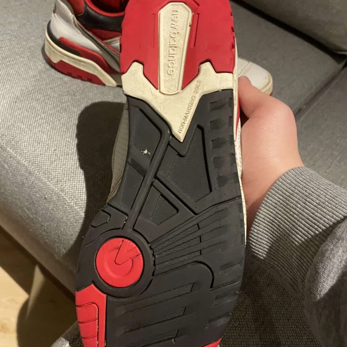 New Balance 550 sneakers i vitt och rött - 93