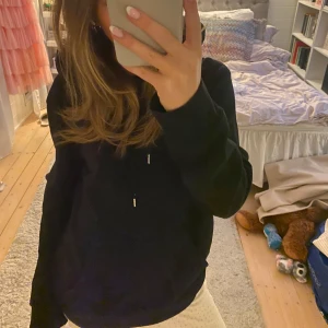 Svart hoodie - Oversized hoodie💓