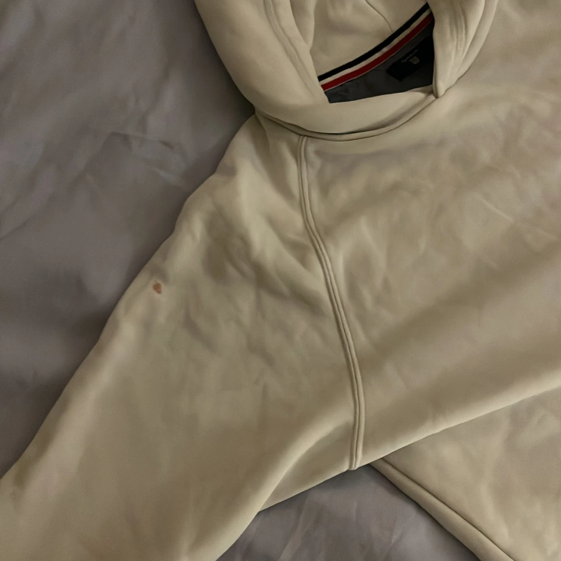 Vit hoodie från GANT - 93