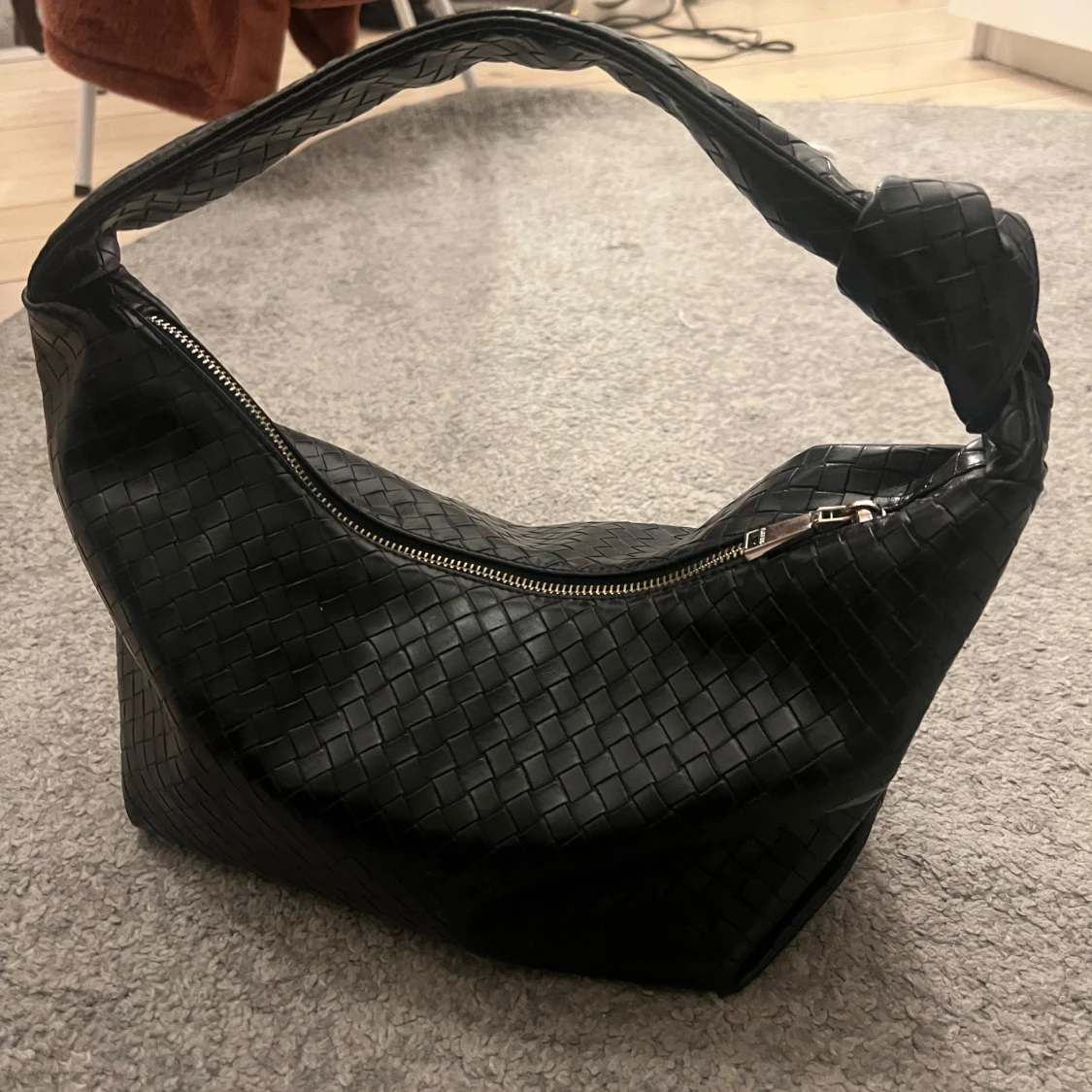 Svart handväska  - 90