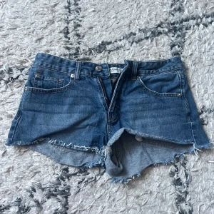 Jeans shorts!  - Så snygga pris kan diskuteras 🩷
