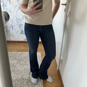 Low waist jeans - Low waist jeans köpta second hand!