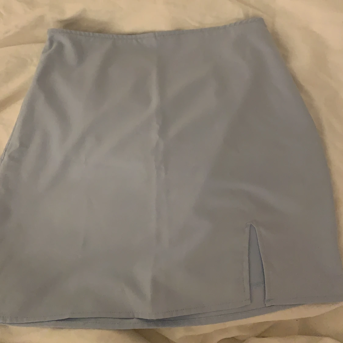 Babyblå kjol med slit - 90