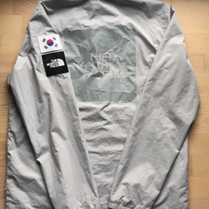  The North Face - The north face south korean olympic jacket, storlek M. 