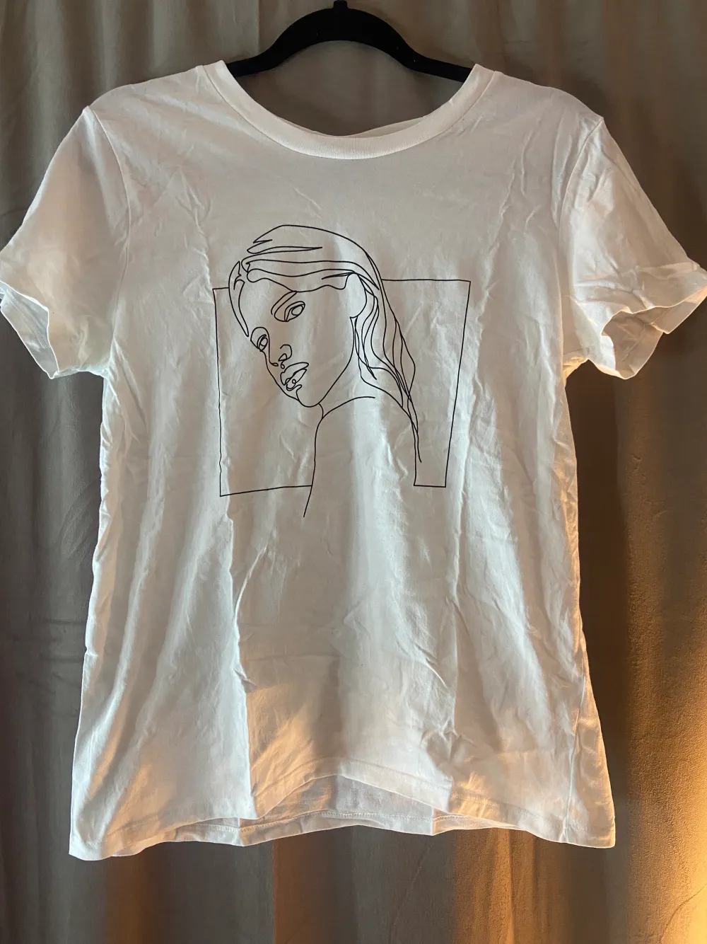 Jättefin t-shirt från Dobber, endast använd ett fåtal ggr❣️ . T-shirts.