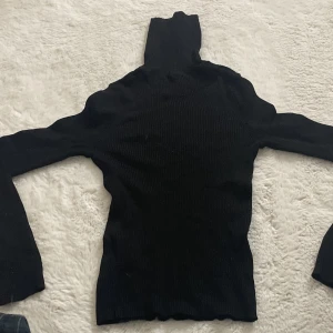 tröja med krage - fin tröja med krage helt oanvänd