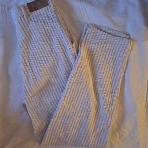 Vintage manchesterbyxor Corduroy - Jättefina manchester byxor i bra skick!💗 Vid snabb affär kan priset diskuteras 💗köparen står för frakt!
