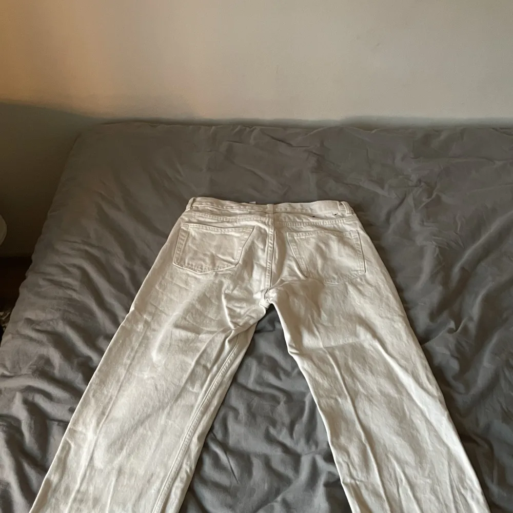 Skick: 10/10 Aldrig använda Köptes nyligen. Jeans & Byxor.