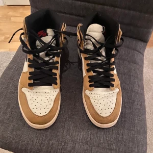 Jordan 1 tookie of the year - Storlek 42,5  Skick: 7/10  
