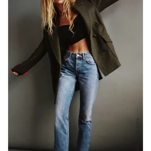 Zara straight Jeans strl 34 - Fina Low Waits jeans Straight  