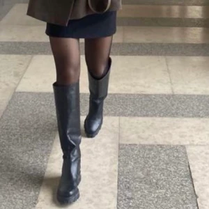 Glawgow Boots Twist & Tango - Glasgow Boots från Twist & Tango - superfint skick & använda max 10 gånger.   100% äkta läder.  Nypris 3099.