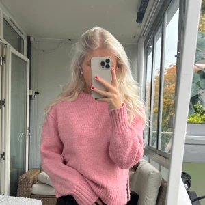 Rosa stickad - Rosa stickad tröja från H&M i storlek XS