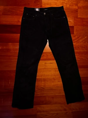 Gant Manchester Byxor - Ett par helt oanvända Gant Manchester brallor. Köpta på Inside i Kalmar (se prislapp på 3e bilden)