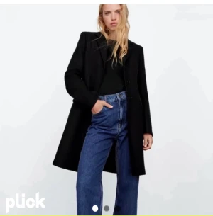 Kappa - Köptes för 1500kr på zara för nån månad sedan, den är endast använd två gånger.