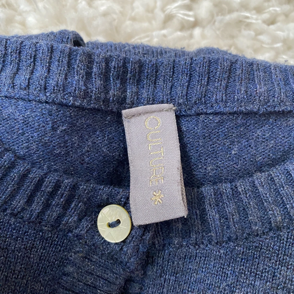 Marinblå kofta  - 91