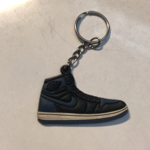Jordan 1 nyckelring - Jordan 1 nyckelring, köp walla