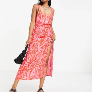 Asos Klänning - Asos klänning. Använd en gång på konsert. I Linne.