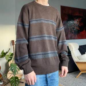 Nautica Sweater - L - 229kr ink. frakt 🌊
