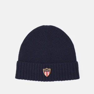 Gant mössa  - Säljer min gant mössa helt oanvänd, fick den som present men gillar ej mössor så vill bli av me den 