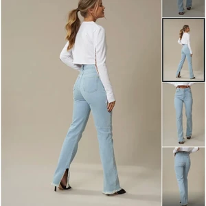 Hanna Schönberg X Nakd jeans med slits - Säljer dessa snygga jeans med slits från Hanna Schönbergs kollektion med nakd! Slutsålda! Storlek 36!!💘💘 (fraktar även)