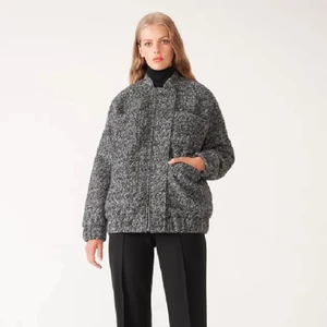 Carin Wester jacka - Jätte snygg och skön Carin Wester jacka. Perfekt för både höst och vinter!!! Knappt använd😝