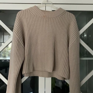 stickad tröja  - stickad tröja  från hm  storlek m 