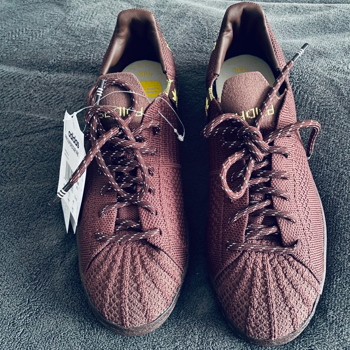 Adidas x Pharrell Williams superstar  - 90