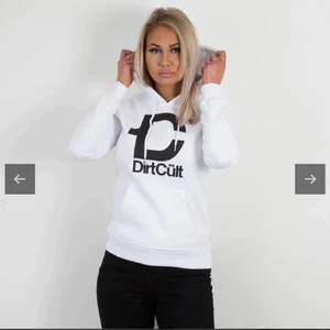 DirtCült Hoodie - Nästan helt oanvänd, liten i storleken sp den passar en M men det är en L. 