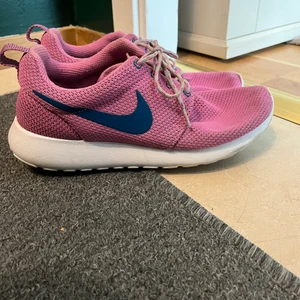 Nike dam sko  - Bra skick strl 40