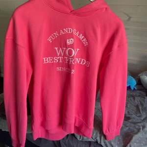 S - Har aldrig använt! Super skönt material säljer för 90kr köparen står för frakten ✨