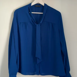 Blus från STOCKHLM - Blus från STOCKHLM i storlek 42