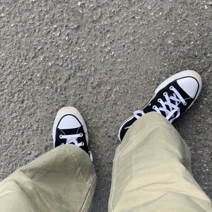 Converse All Star Lift High Platform Dam - Converse All Star Lift High Platform Dam i mycket bra skick, sällan använda då de inte är min stil längre. Originalpris 950 sek. 