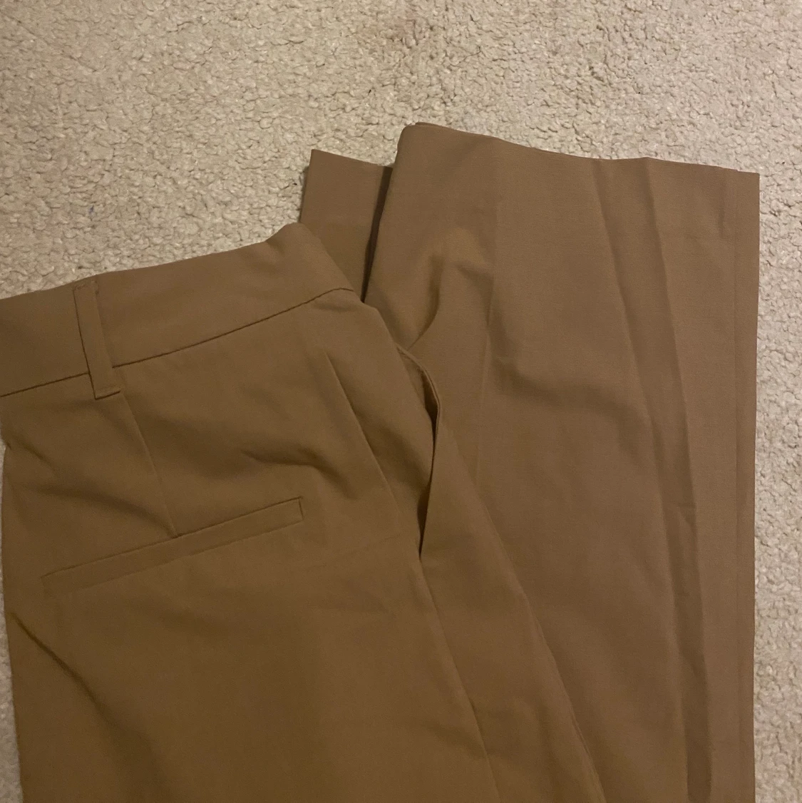 Beiga kostymbyxor - 90