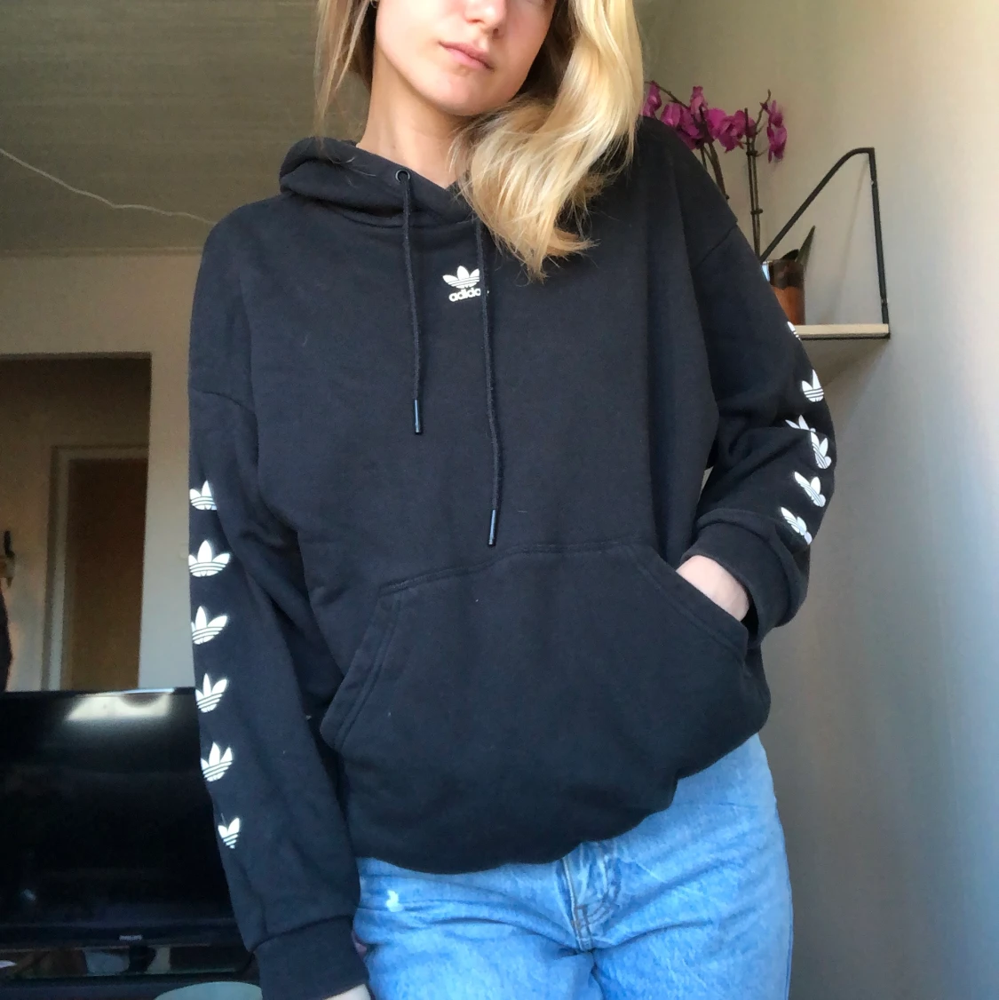 Adidashoodie!!💛 - 91