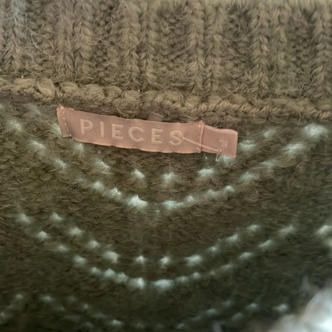 Blå stickad tröja - 90