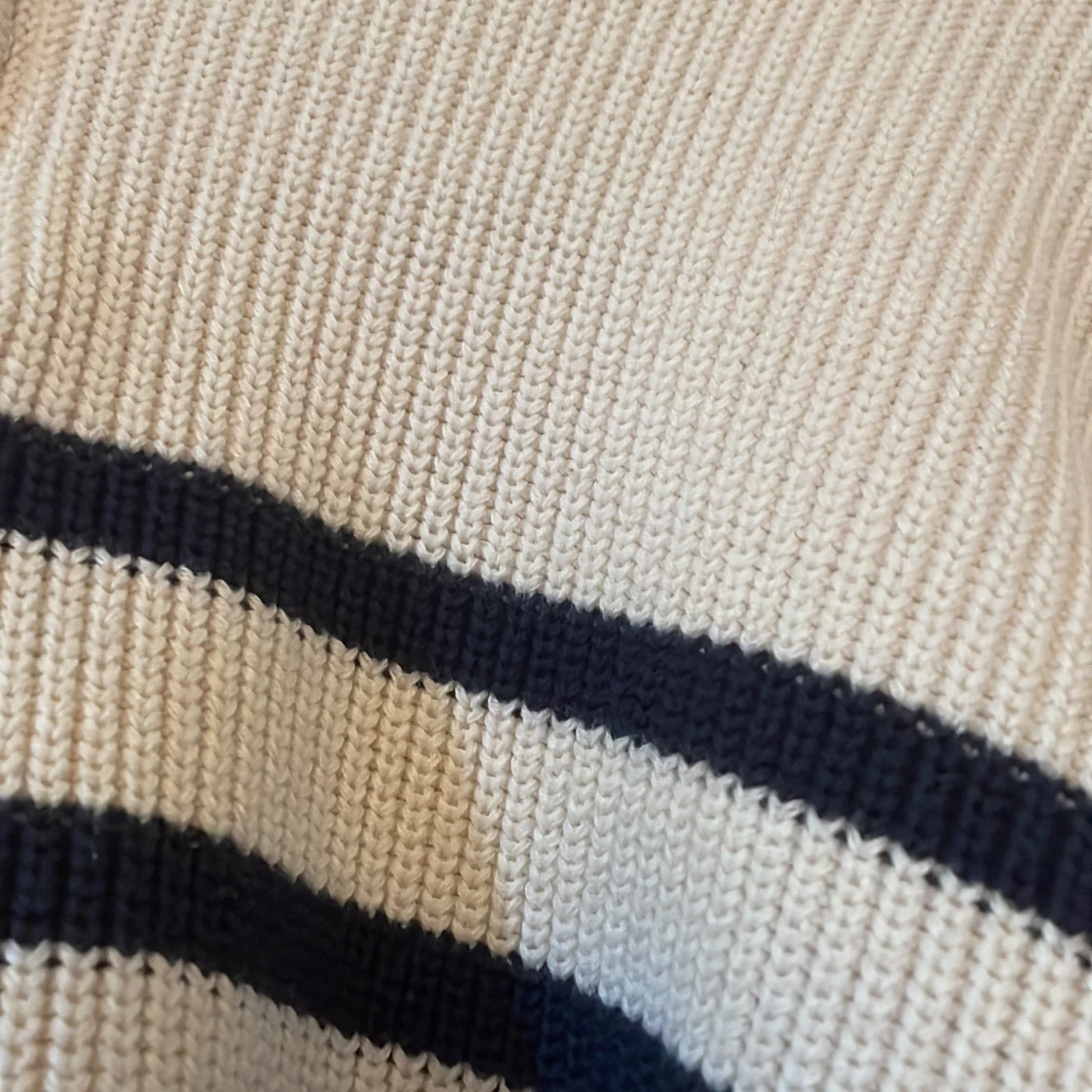 Randig tjocktröja - 90