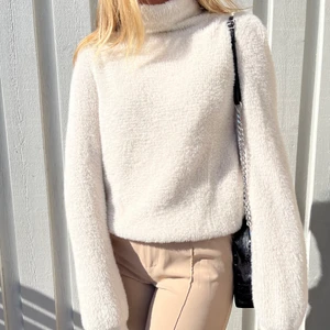 fluffig stickad tröja  - jättemjuk stickad tröja 