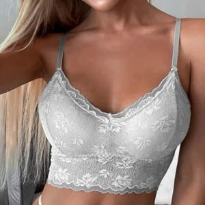 Push up topp - Jätte söt push up topp i grå/blå färg. Har massa fler liknande så in o kika ❤️