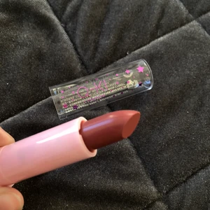 Läppstift  - Superfint läppstift från Q-KI. 100% oanvänd 👌🏻