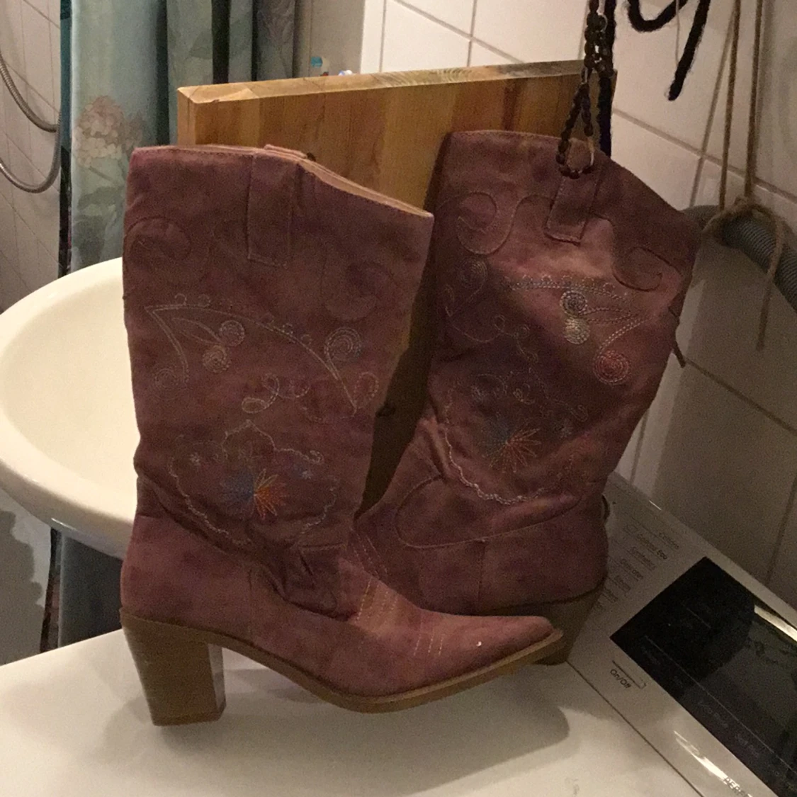 Cowboy boots  - 90