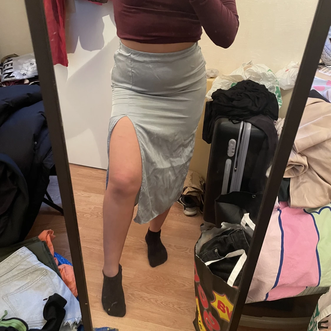 Turkos satin kjol - 90