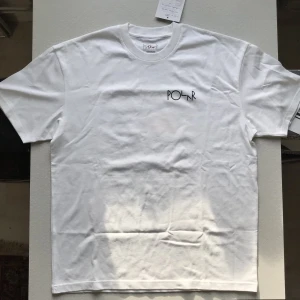 Polar skate co. tshirt - M - Helt ny, oanvänd med tag. 10/10