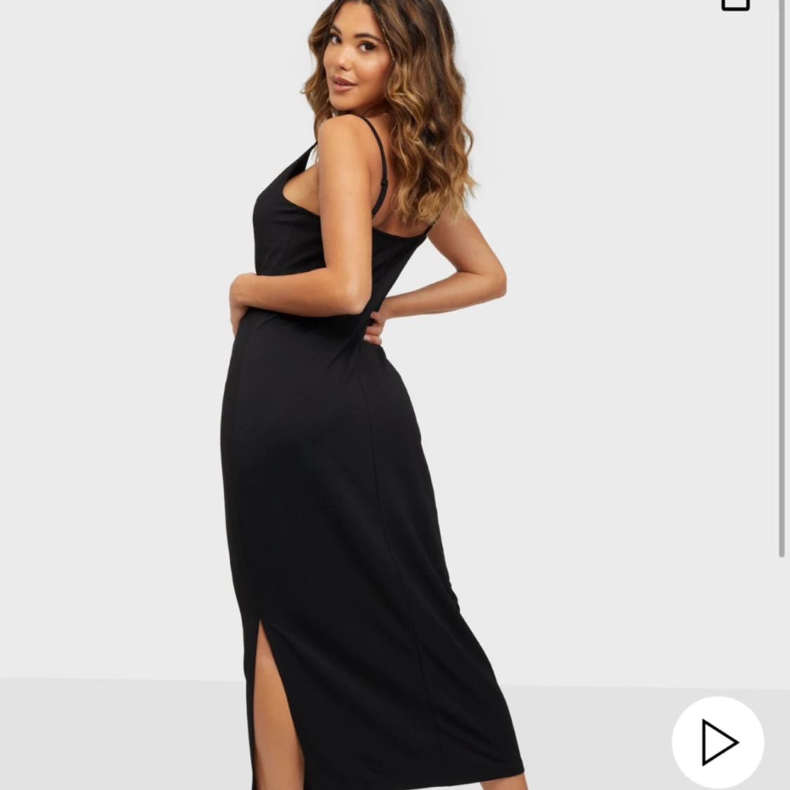 Nelly klänning aldrig använd  - 90