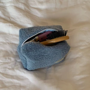Necessär - Necessärerna släpps 1 december på instagram🤍 @se.fiore