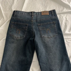 Jeans vintage  - Säljer dessa byxor för dom är förstora på mig!