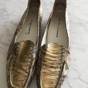 Finskor  - Snakemönster