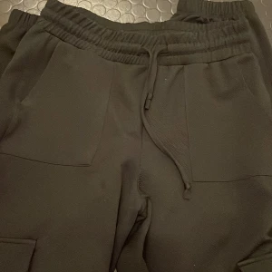 Byxor - Skriv om frågor 🤍